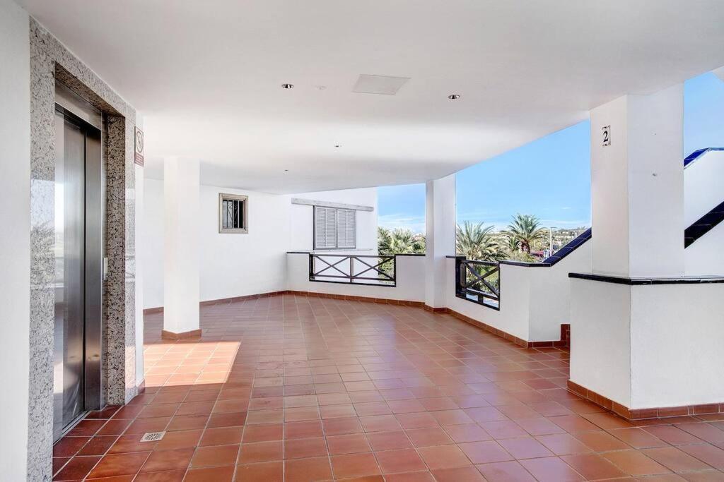 Estudio Los Cristianos-Tenerife- ロスクリスティアーノス エクステリア 写真